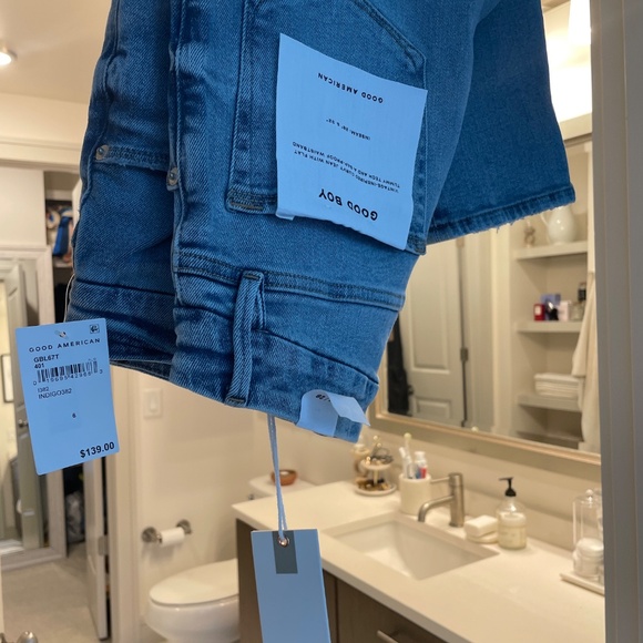 BOYFRIEND JEANS BRAND NEW - Picture 10 of 10